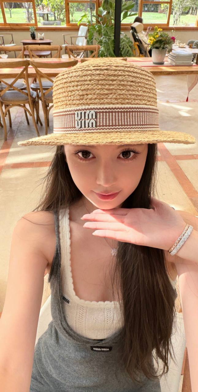 温悦儿 素颜 Polas 模卡 1